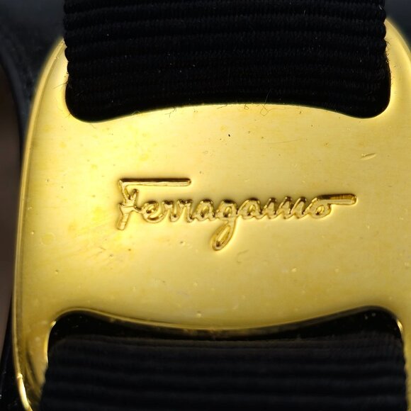 Vintage Salvatore Ferragamo Italy Womens 7B Black Leather Vara Bow Pumps Heels - Picture 10 of 11